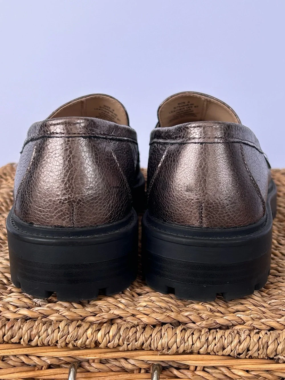 Banana Republic Factory Women’s Vee Strap‎ Lug Loafer in Pewter Size 8
